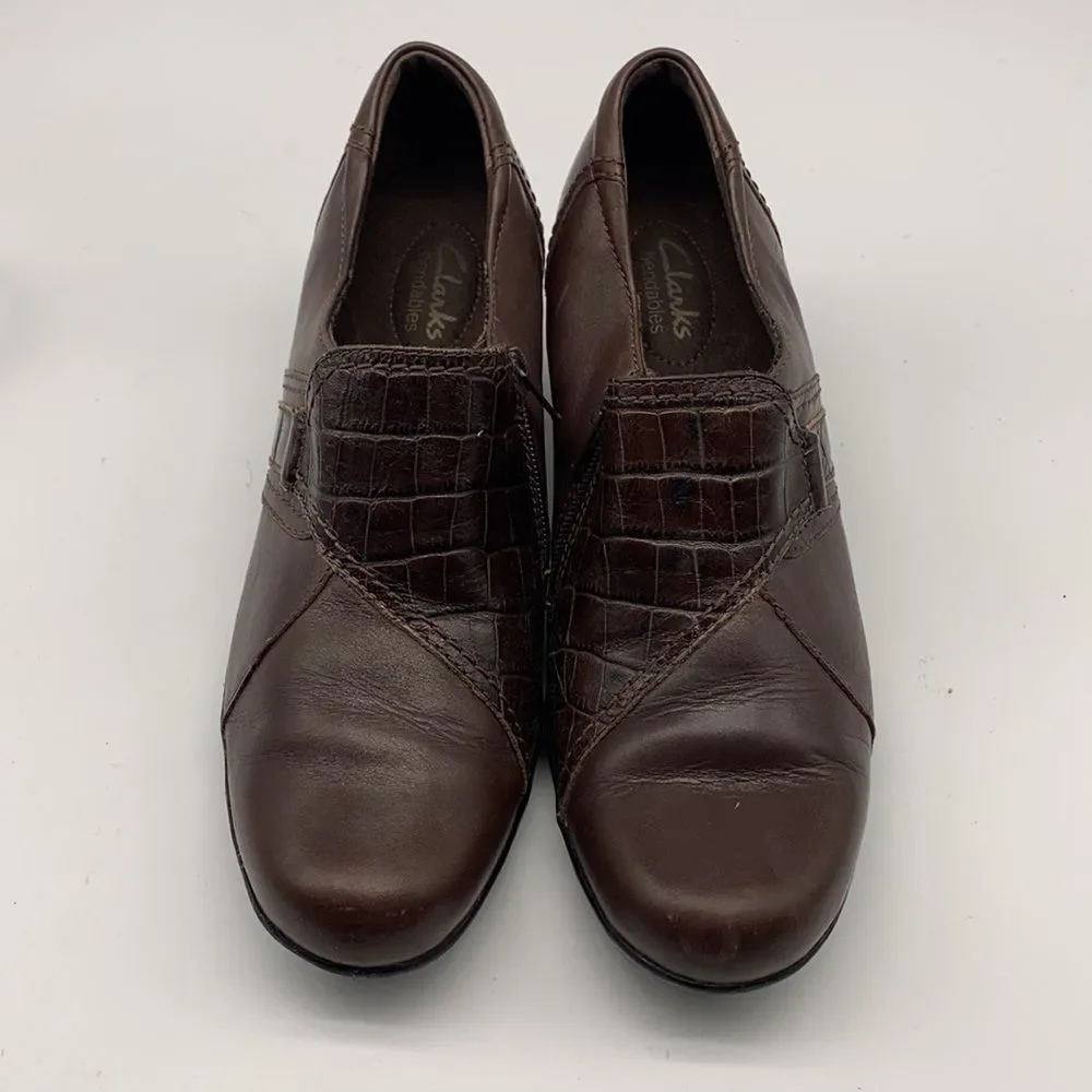 Clarks Bendables Brown Leather Booties size 9M